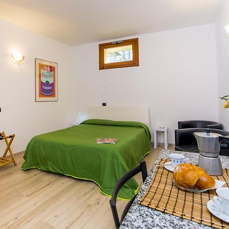 Apartamento Il Borgo Monolocali Bellagio Exterior foto